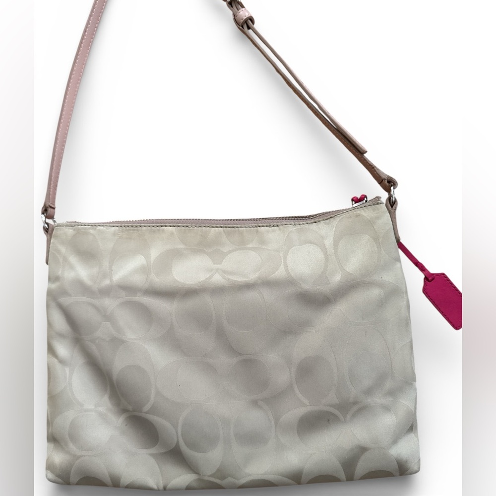 Coach Legacy Weekend Signature Nylon Hippie bag - Picture 6 of 14